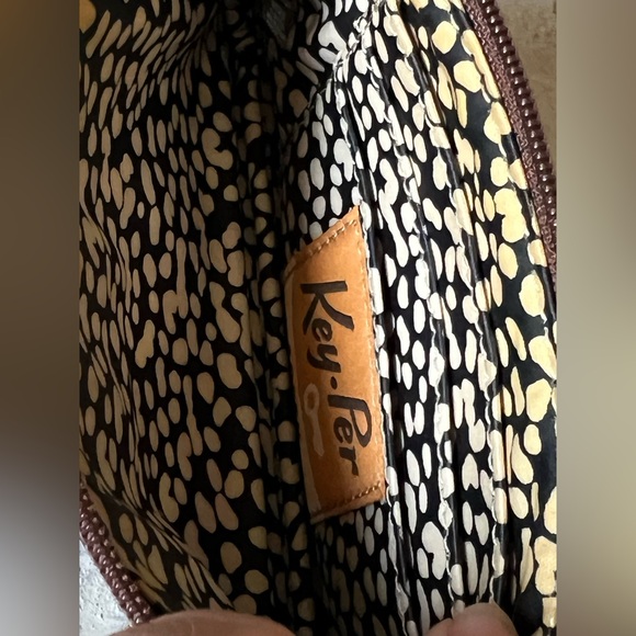 Fossil Key-Per Geometric Pattern Wristlet - Picture 3 of 3